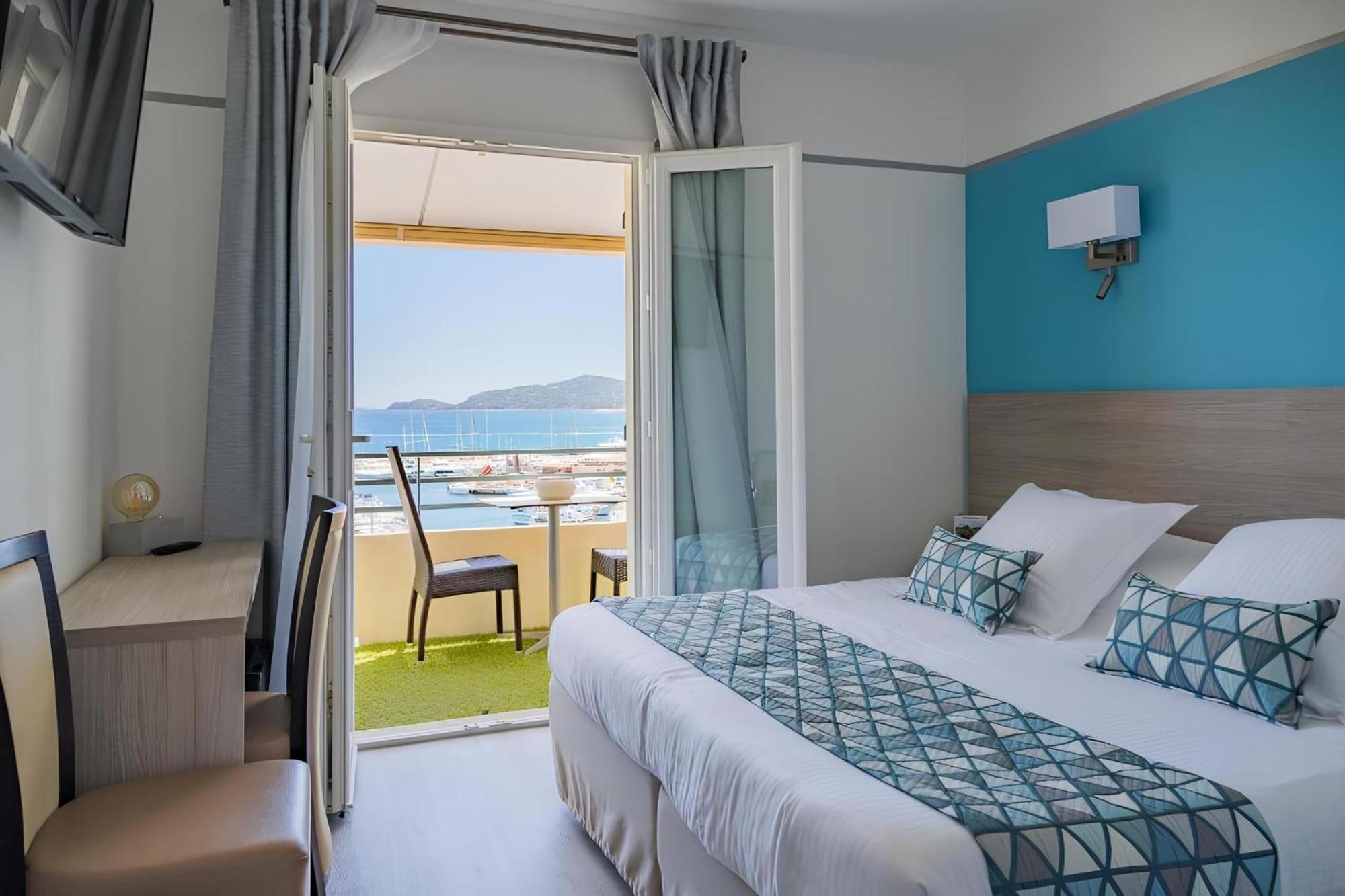 Le Rabelais Hotel 3*