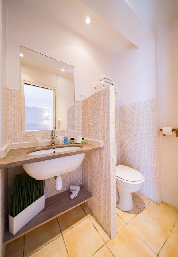 Hotel Le Rabelais 3*