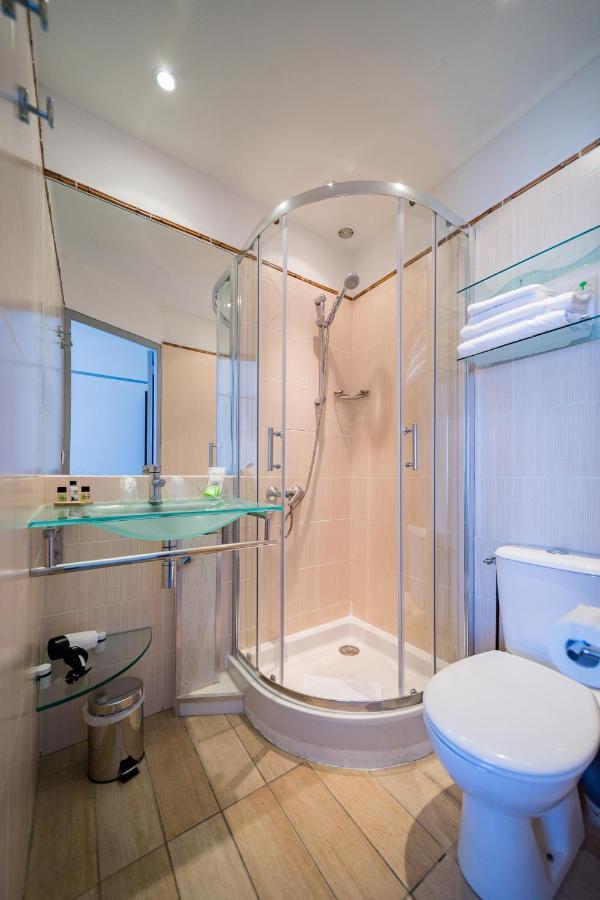 Hotel Le Rabelais 3*
