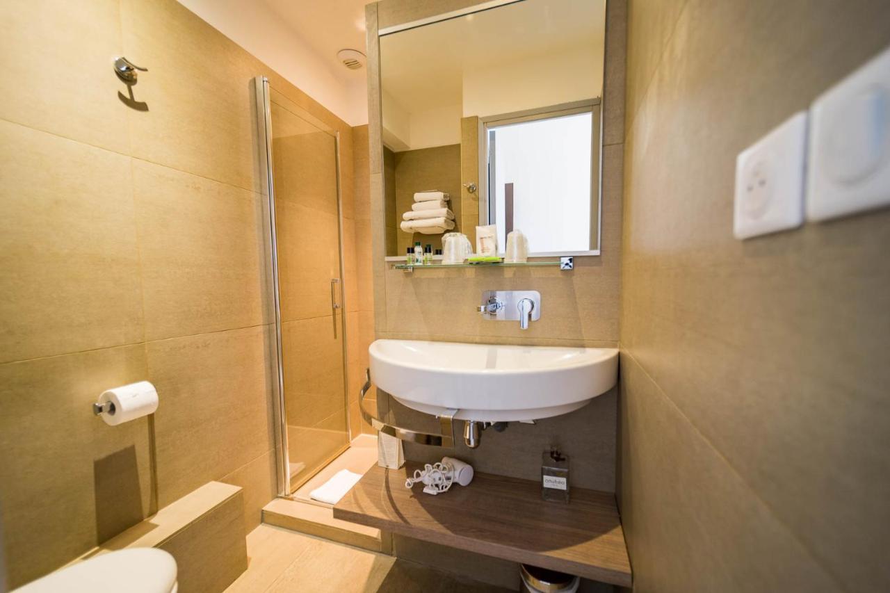 Le Rabelais Hotel 3*