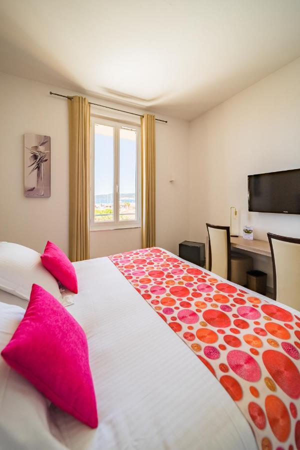 Le Rabelais Hotel 3*