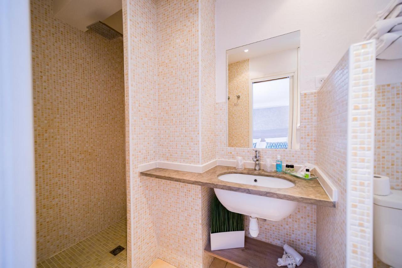 Hotel Le Rabelais Le Lavandou